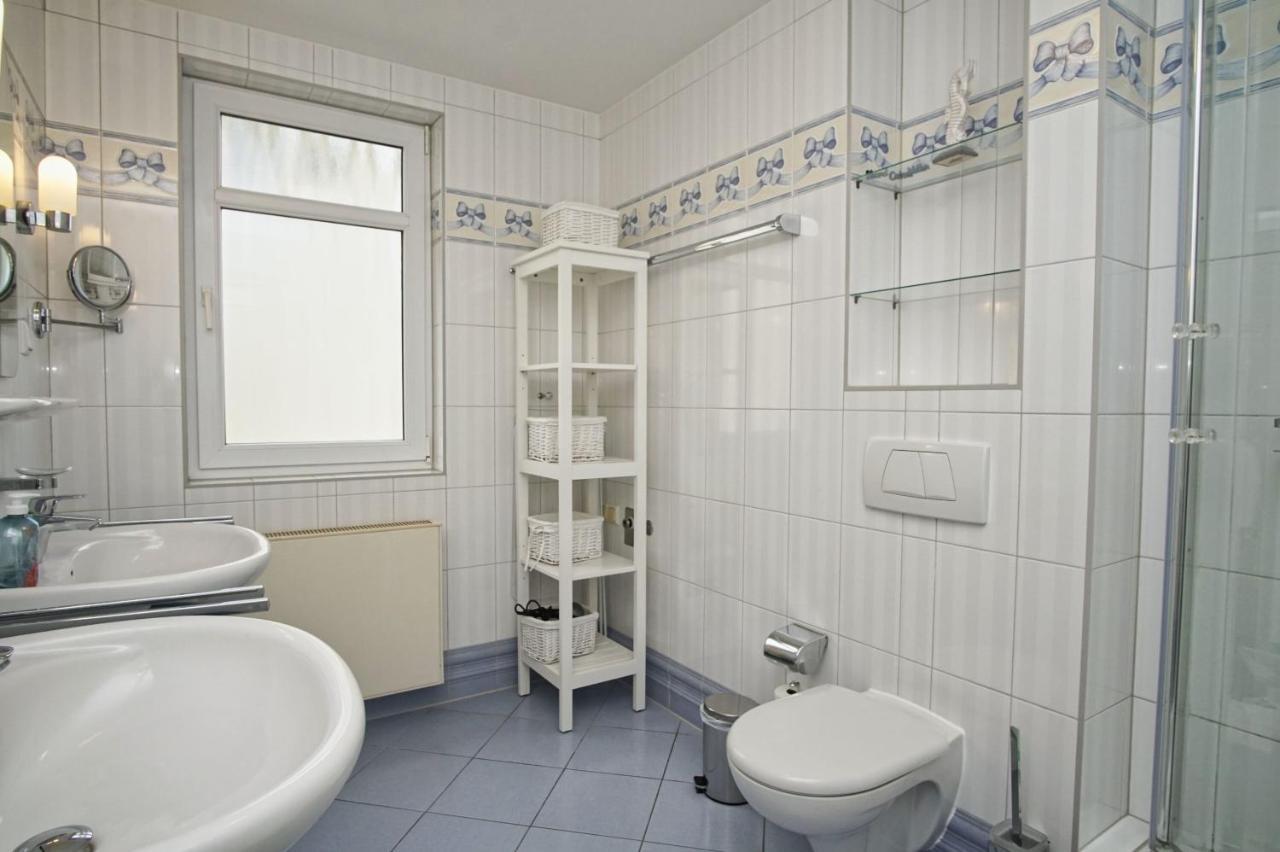 Mit Meerblick Und Balkon, Gratis Nutzung Vom Ahoi Erlebnisbad Und Sauna In Sellin - Meeresblick Fewo 38 Goehren  Exteriör bild
