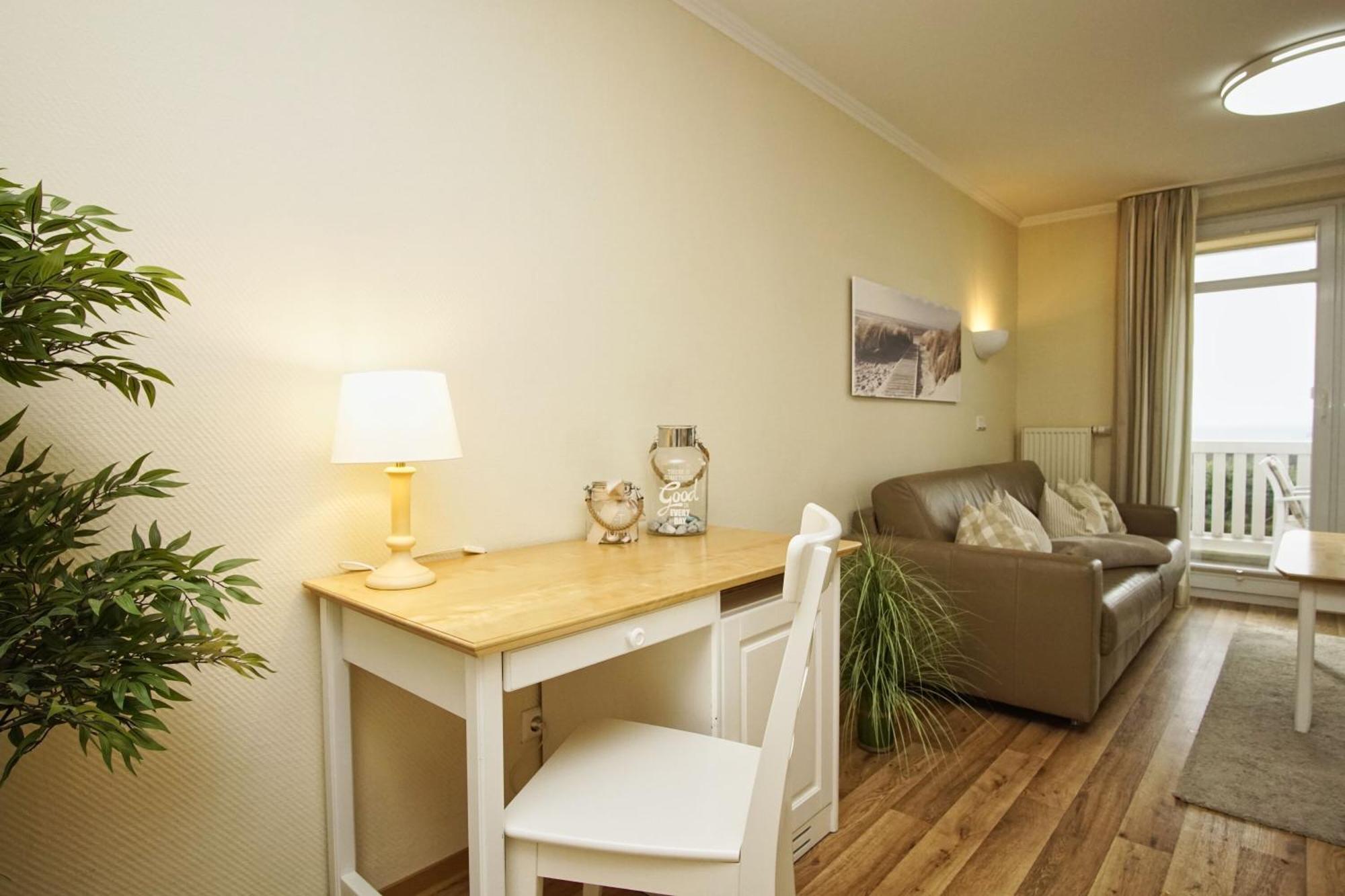 Mit Meerblick Und Balkon, Gratis Nutzung Vom Ahoi Erlebnisbad Und Sauna In Sellin - Meeresblick Fewo 38 Goehren  Exteriör bild